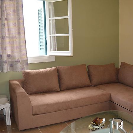 Pesádha Mel'S Apartments מראה חיצוני תמונה
