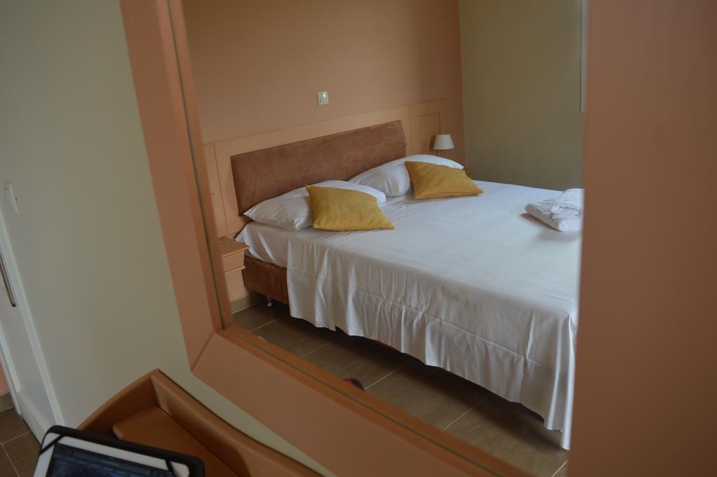 Pesádha Mel'S Apartments מראה חיצוני תמונה