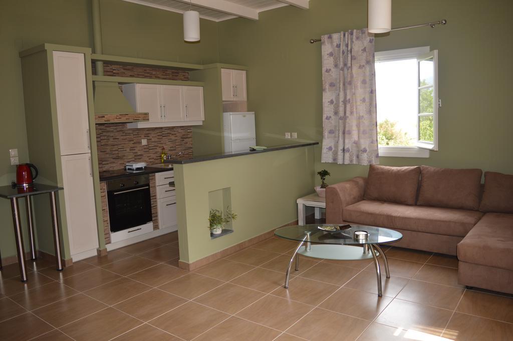 Pesádha Mel'S Apartments מראה חיצוני תמונה