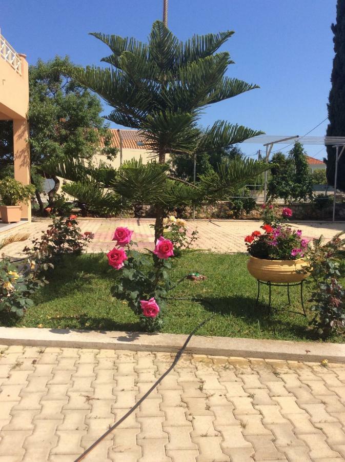 Pesádha Mel'S Apartments מראה חיצוני תמונה